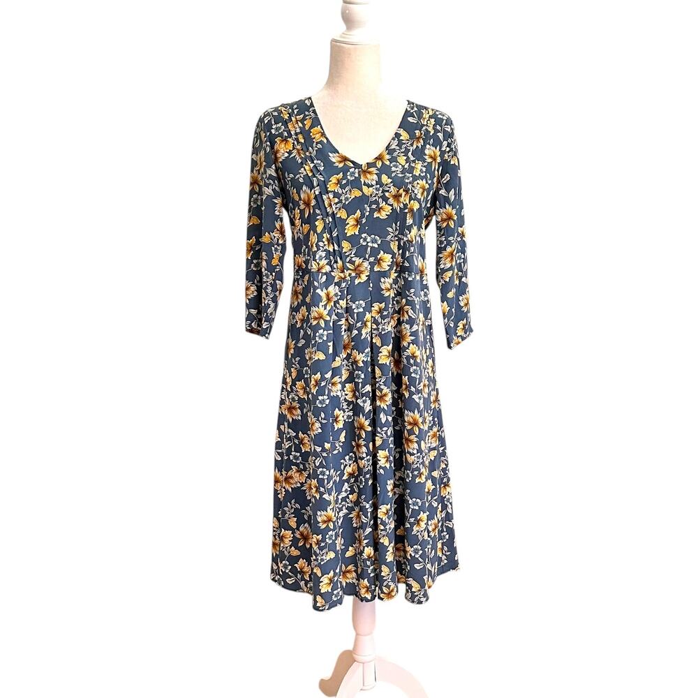 Amour Vert Silk Knee Length Pleat Shoulder V-neck Dress Size Small